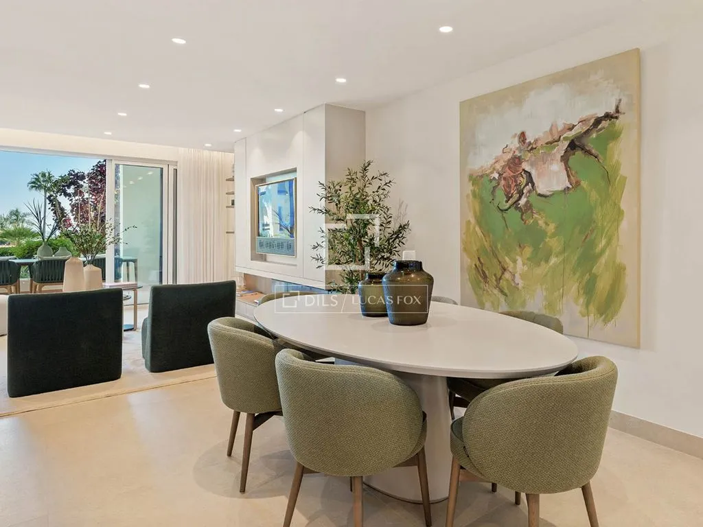 Salle à manger - Beachfront Apartment with Garden in Estepona