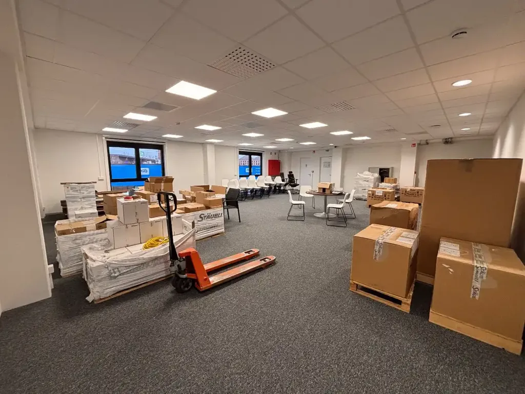 Pièces - Bureau Moderne à Louer sur le Site Pottelberg à Kortrijk