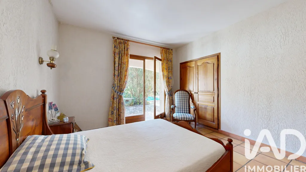 Chambres - Maison Traditionnelle avec Piscine à Balma