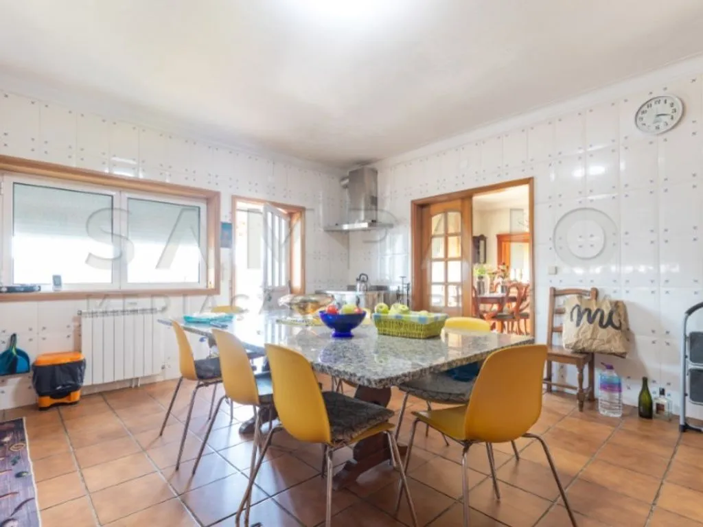 Söögituba - Luxury House with River View in Gondomar
