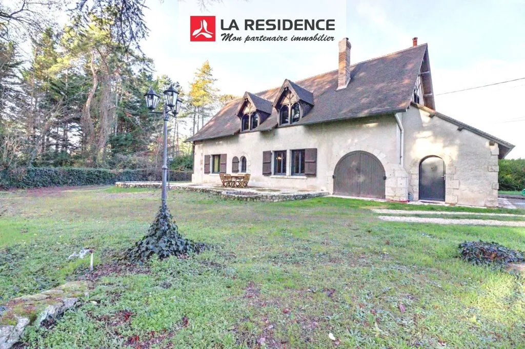 Extérieur - Maison des Années 70 avec Jardin à Chailles