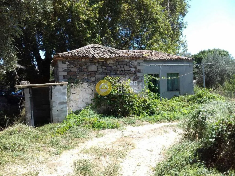 1-room house in GR