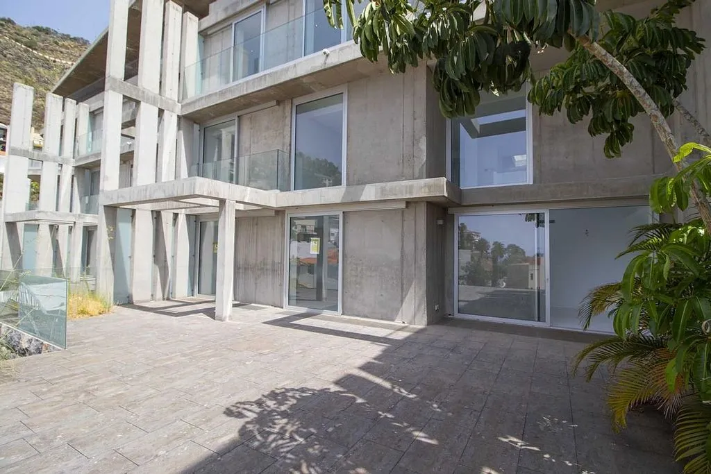 Extérieur - Contemporary Townhouse with Pool in Ifara