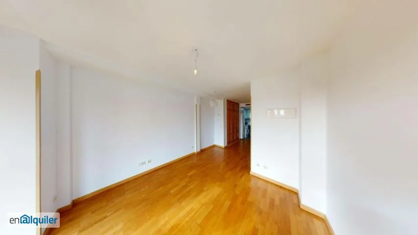 Toad - Modern Studio with Lift in Calle Convenio, Madrid