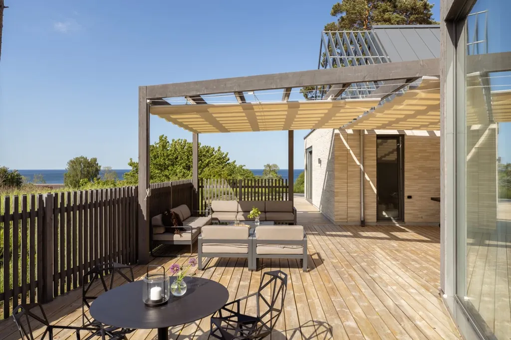 Terrazza - Architectural Villa with Sea View in Vik