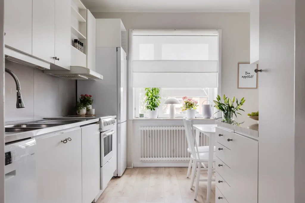 Köök - Apartment with Balcony in Södermalm