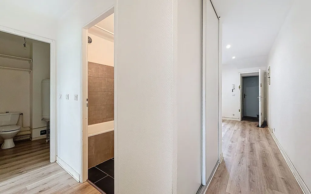 Esik - Refurbished T3 Apartment near Nancy University