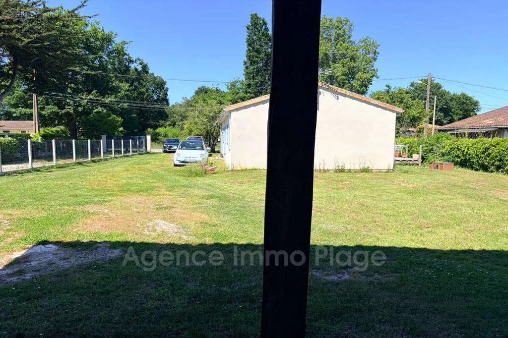 Jardin - Grange à Aménager avec Jardin à Vensac