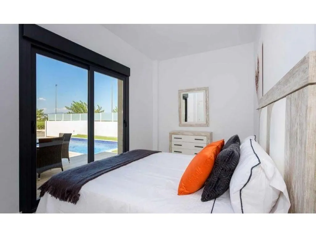 Chambres - New Villa with Pool in Daya Nueva