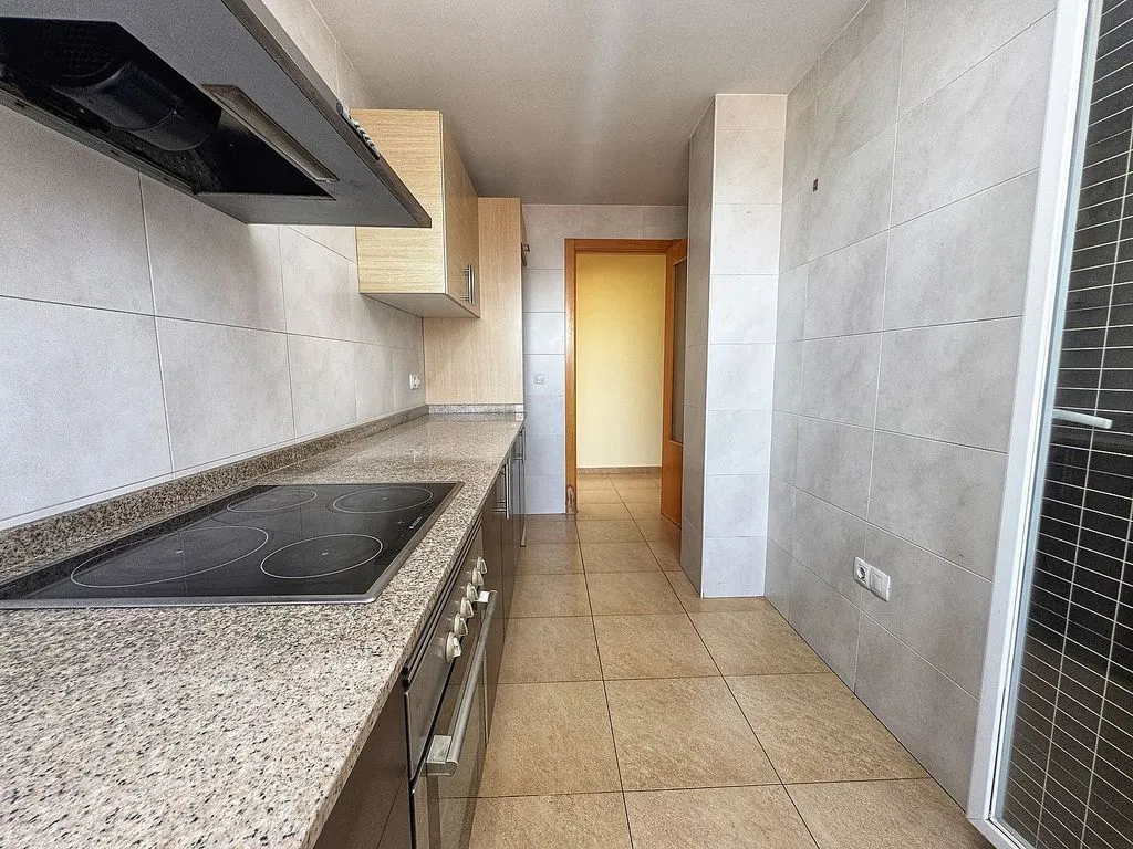 Köök - Two-Bedroom Apartment with Garage in Vila-real