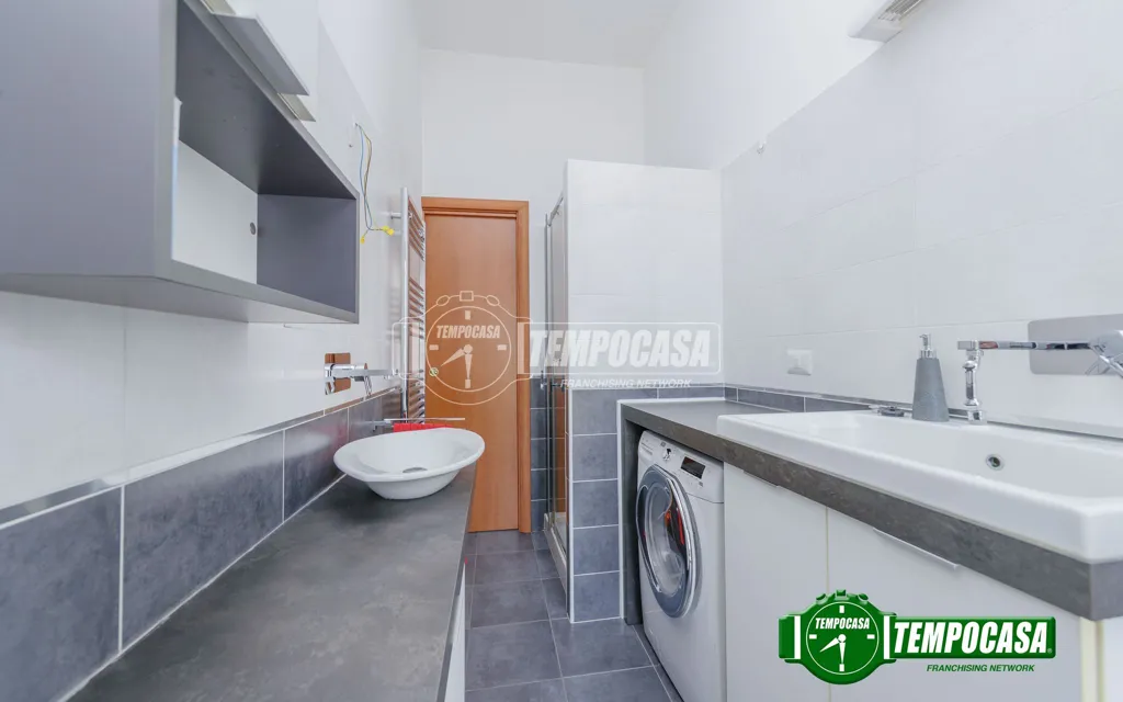 Bagni - Rustic 3-Bedroom Apartment in Pero