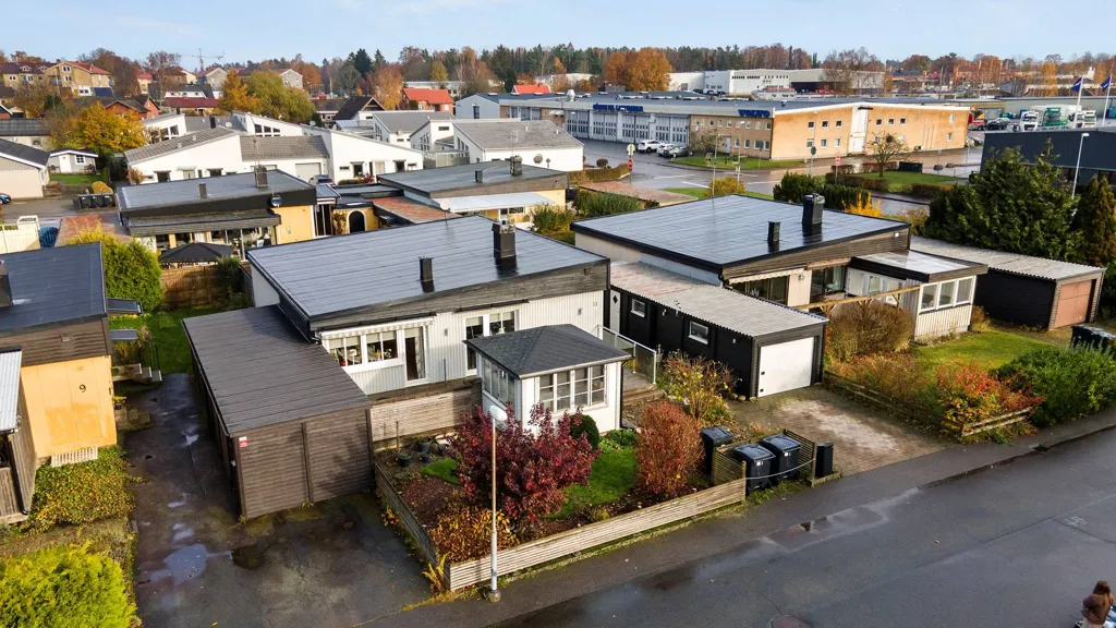 Õhuvaade - Renovated Villa with Terrace in Stattena