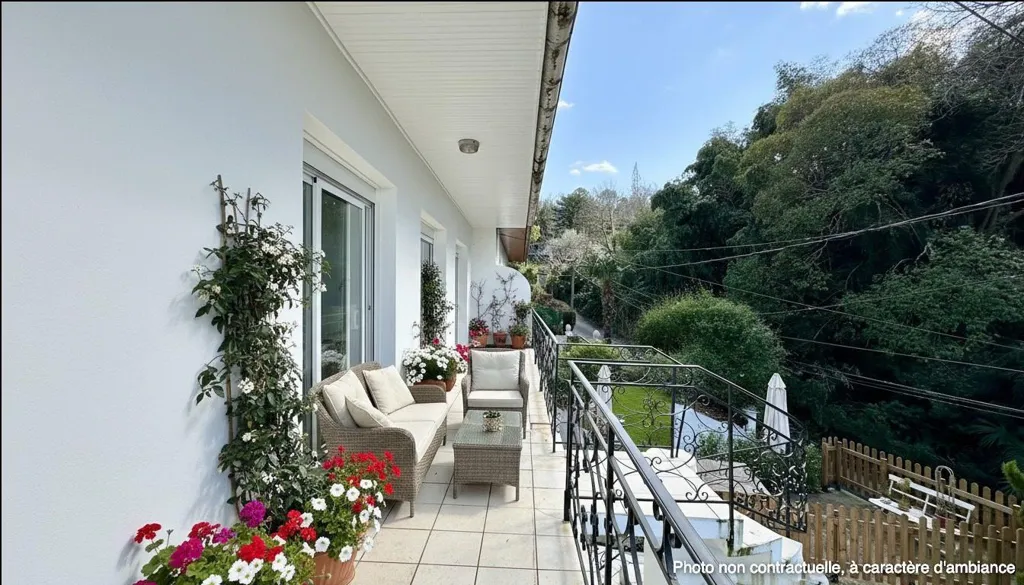 Terrazza - Luxury House with Lake View in Biarritz
