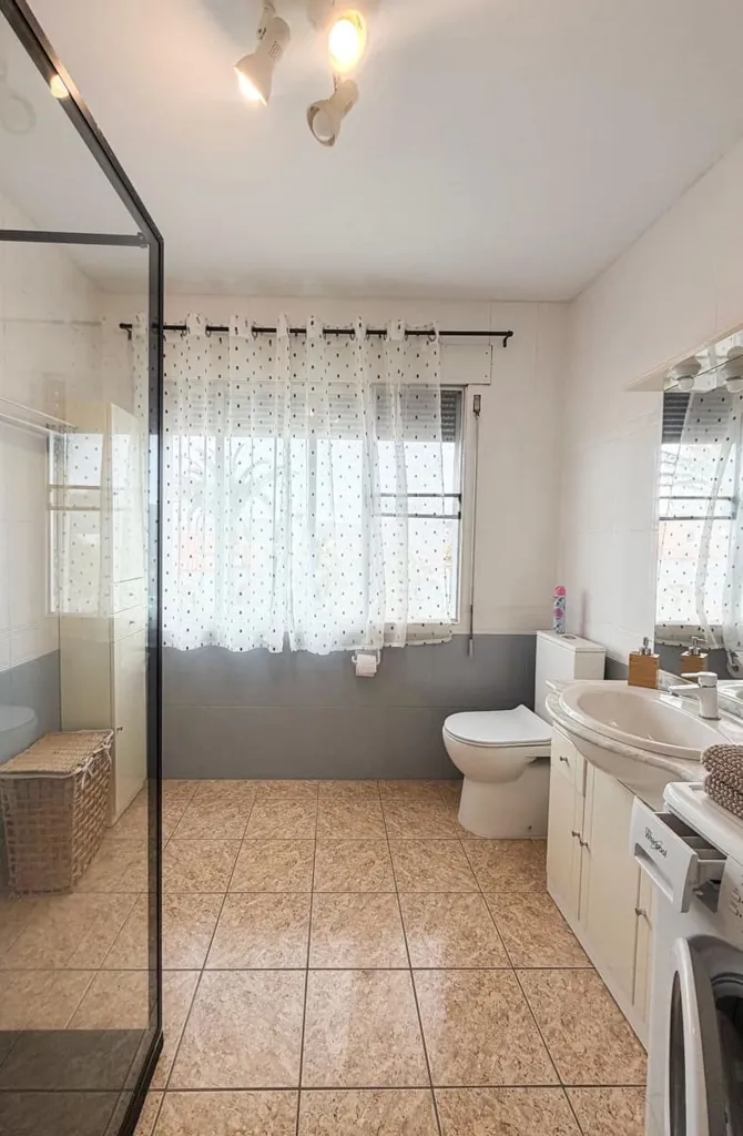 Salles de bain - Apartment with Sea View and Pool in Montaña la Data