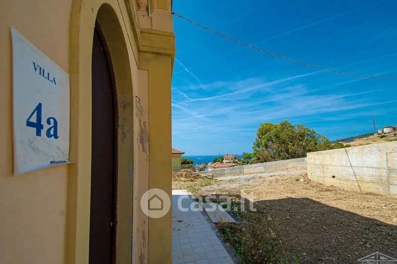 Esterno - Villa with Balcony in Ospedaletti
