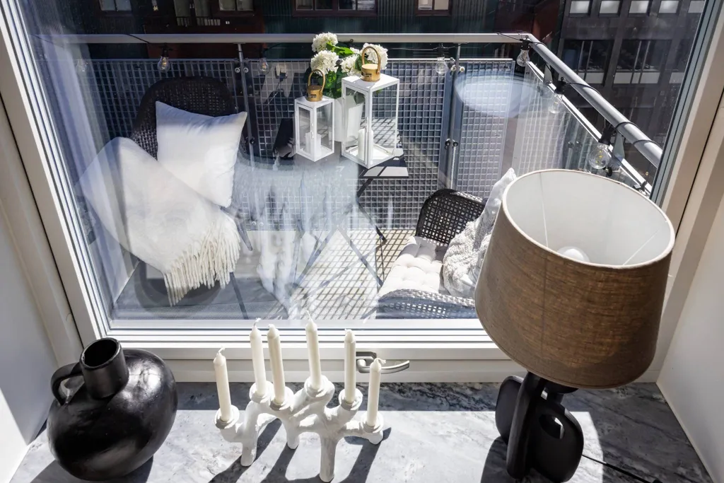 Rõdu - Modern Apartment with Balcony in Karlastaden
