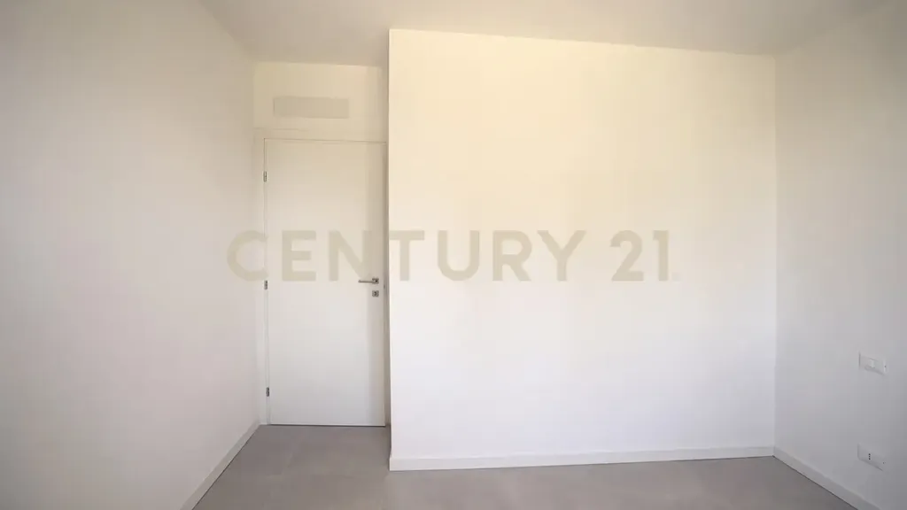 Bedrooms - New Ground-Floor Flat with Garden in Zevio
