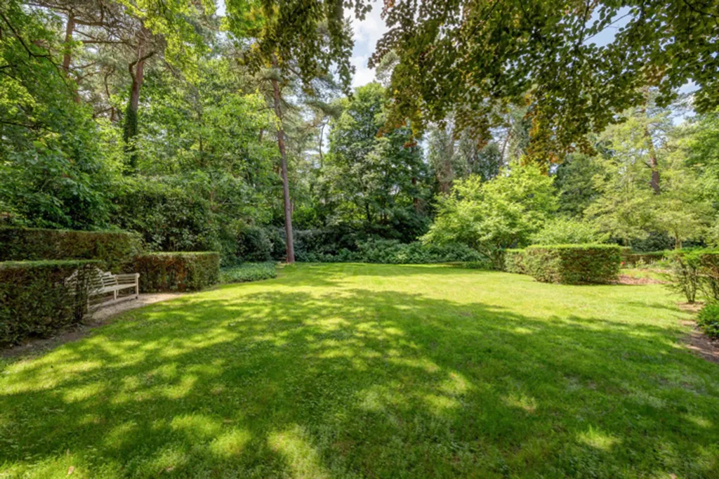Aed - Villa with Private Garden near Schilde