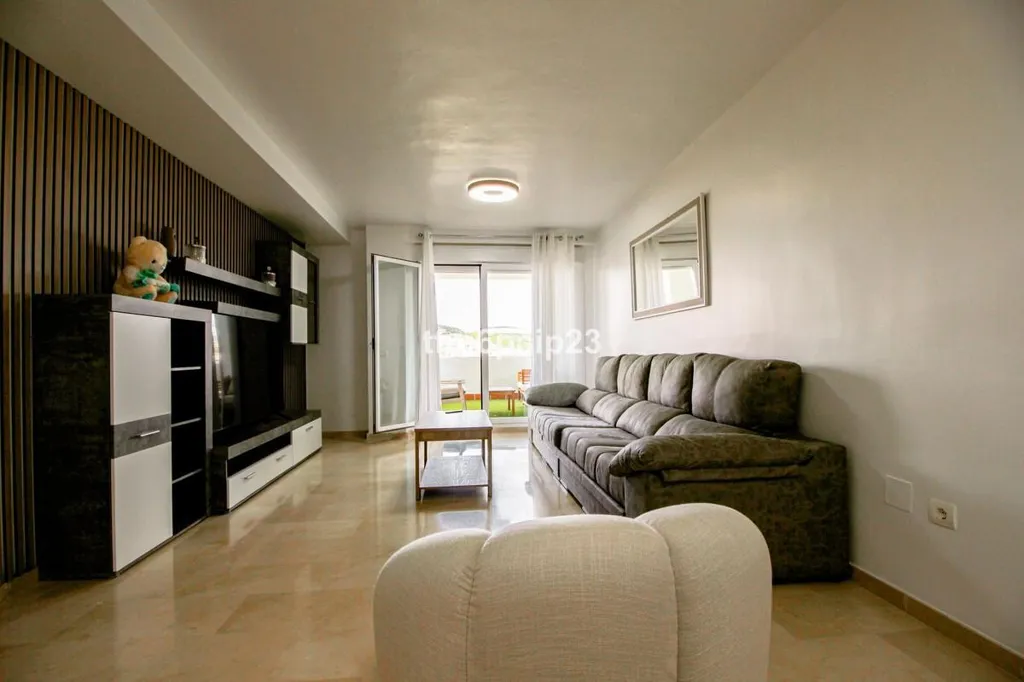 Séjour - Ground Floor Apartment with Golf Views in Manilva