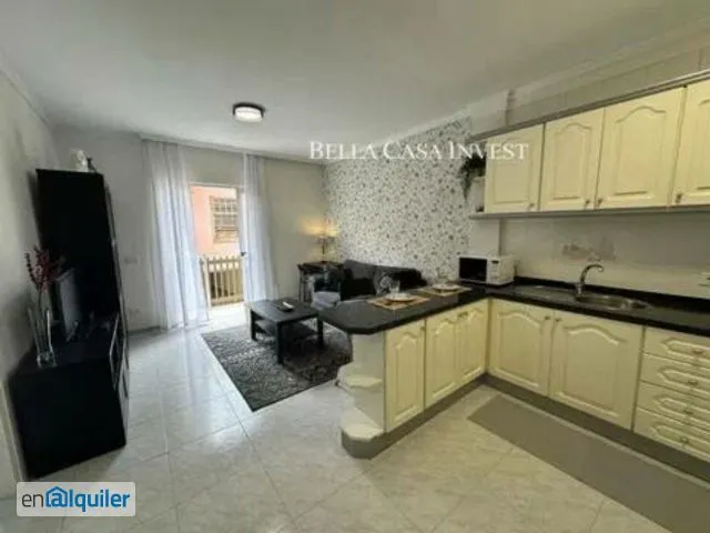 Köök - Modern Apartment with Balcony in Martínez District
