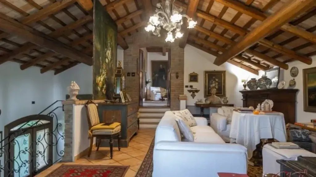 Elutuba - Villa with Garden in Copparo, Ferrara