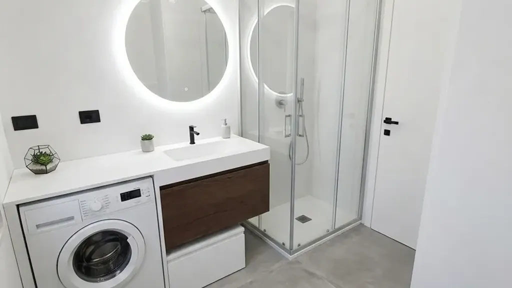 Salles de bain - Trilocale with Balcony in Parma