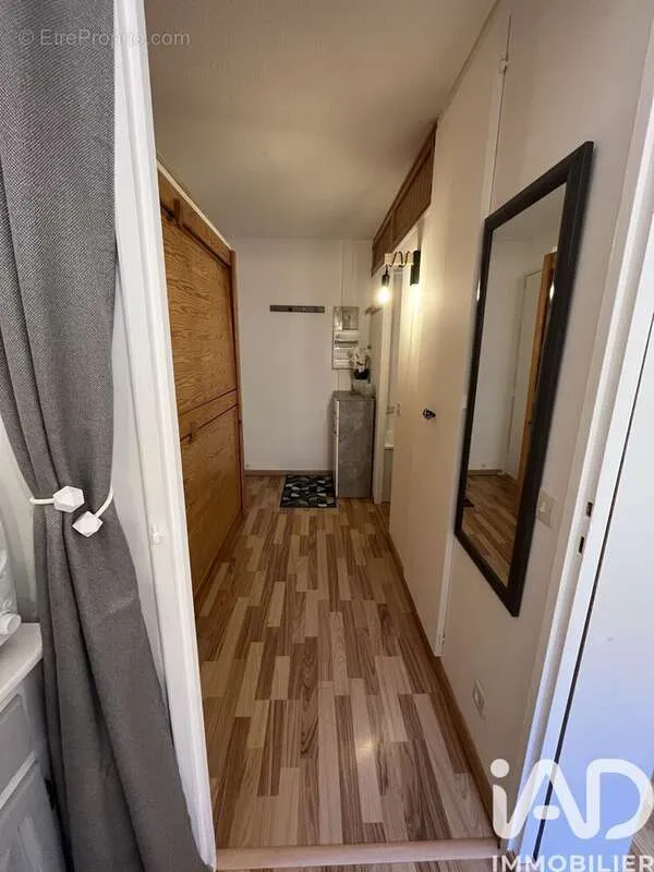 Esik - Studio with Balcony in Cauterets Centre
