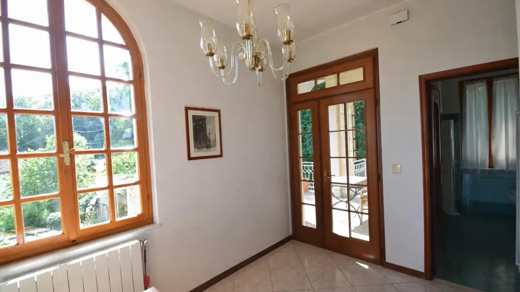 Esik - Bifamily Villa with River View in Rivergaro