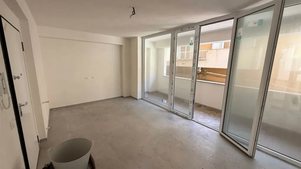 Rooms - Newly Built Apartment with Balcony in Marsala