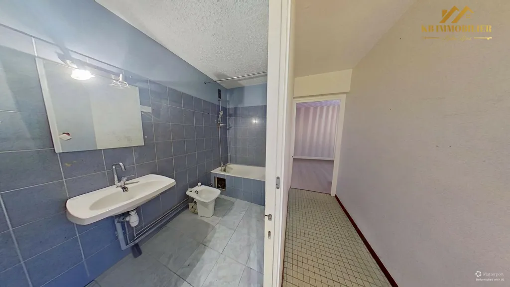 Salles de bain - Appartement 5 Pièces avec Terrasse à Privas