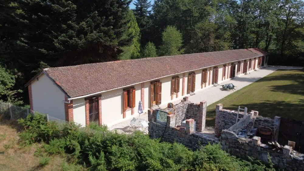 Maison 12 pièces à Vaulry