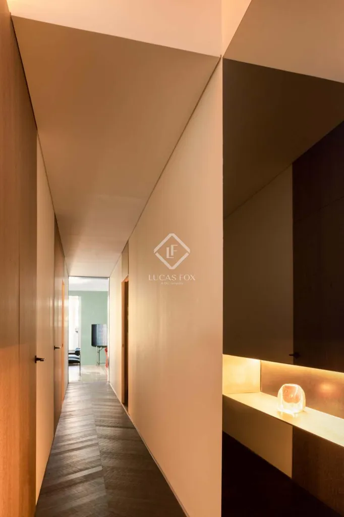 Ingresso - Luxury Apartment with Terrace in Eixample, Barcelona