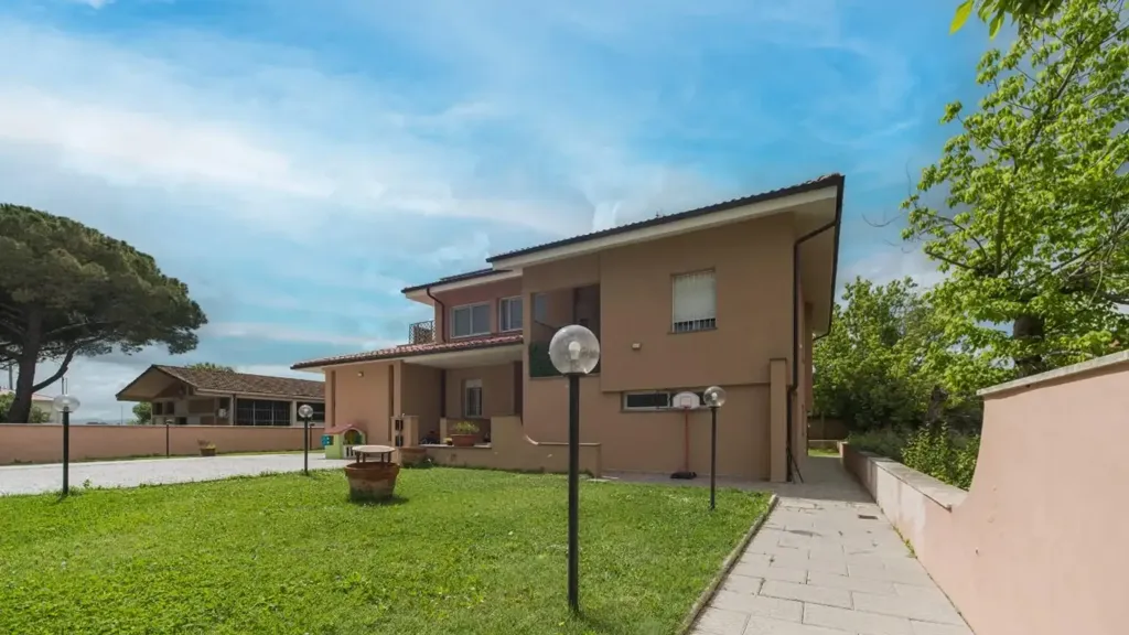 Extérieur - Bifamilial Villa with Solar Panels in Ponsacco