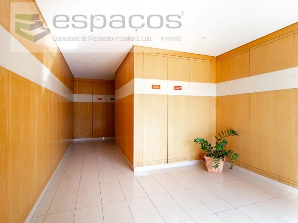 Esik - Luxury Apartment with River View in Bobadela