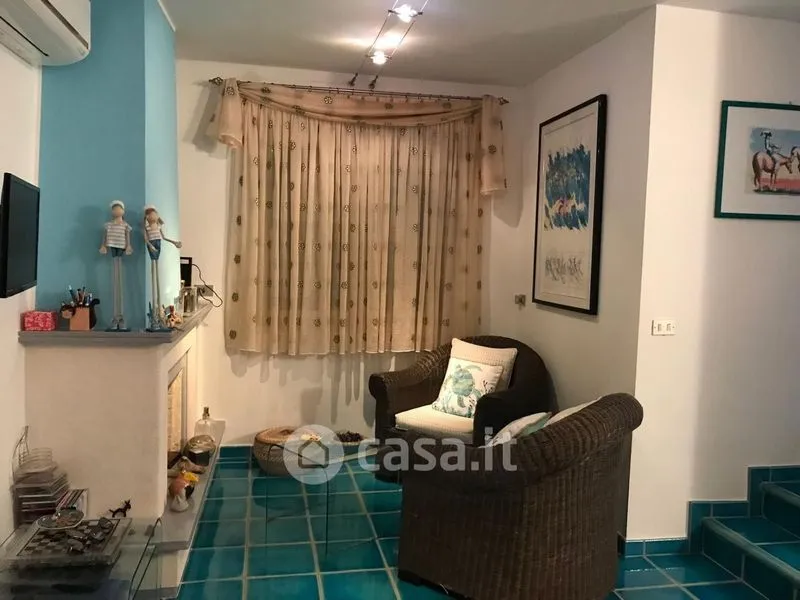 Séjour - Apartment with Terrace and Balcony in Scalea