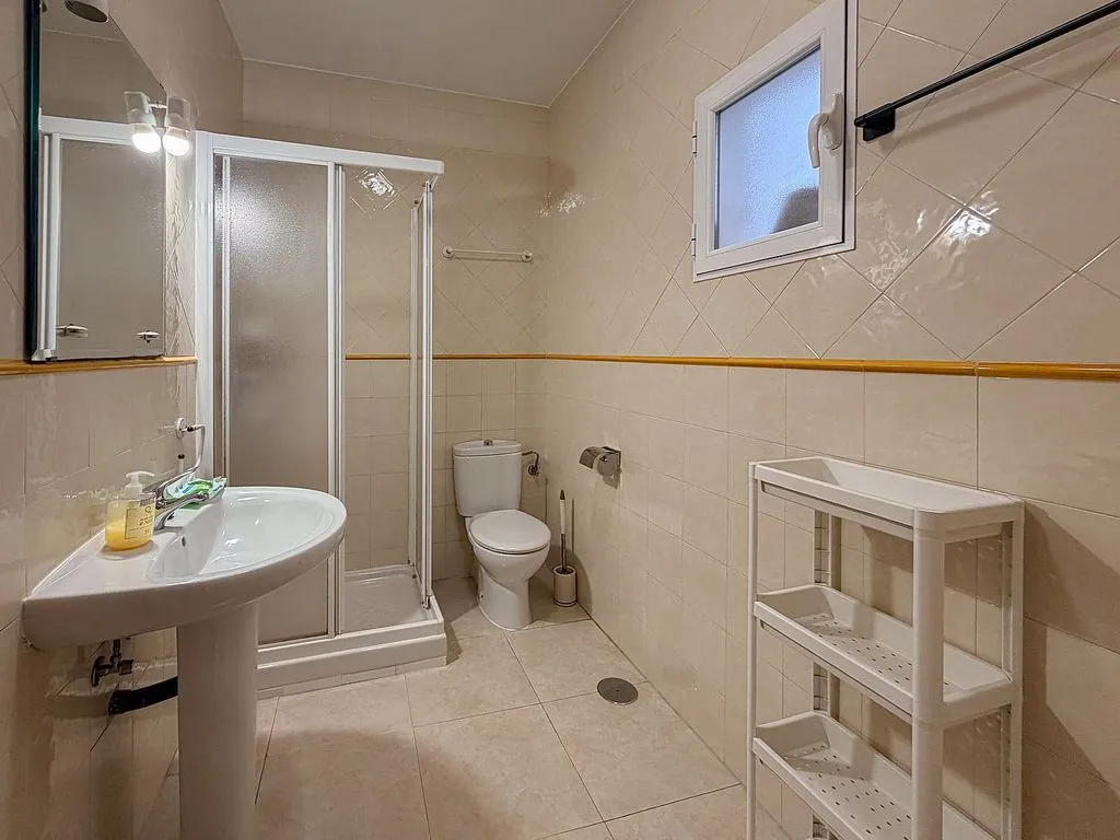 Salles de bain - Furnished Flat with Metro Access in Bernabéu