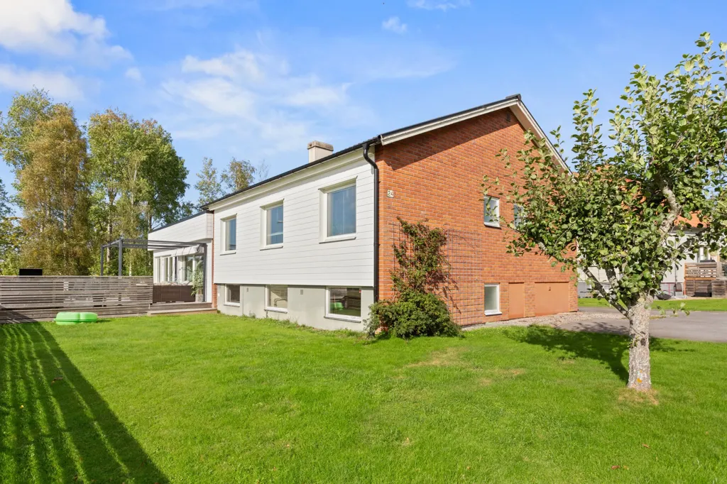 Aed - Architectural Penthouse Villa with Garden in Södermanland
