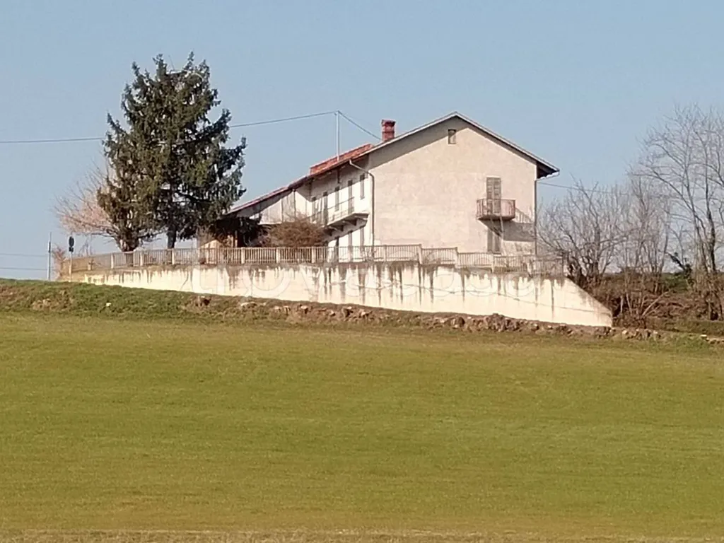 Välivaade - Cascina with Open Views in Narzole, Moriglione