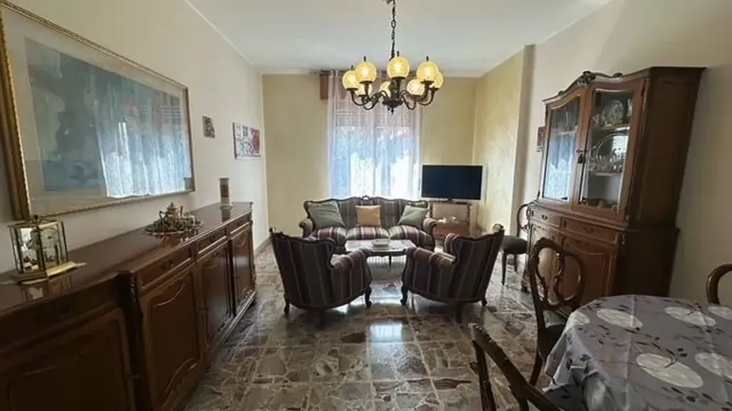 3-room apartment in IT
