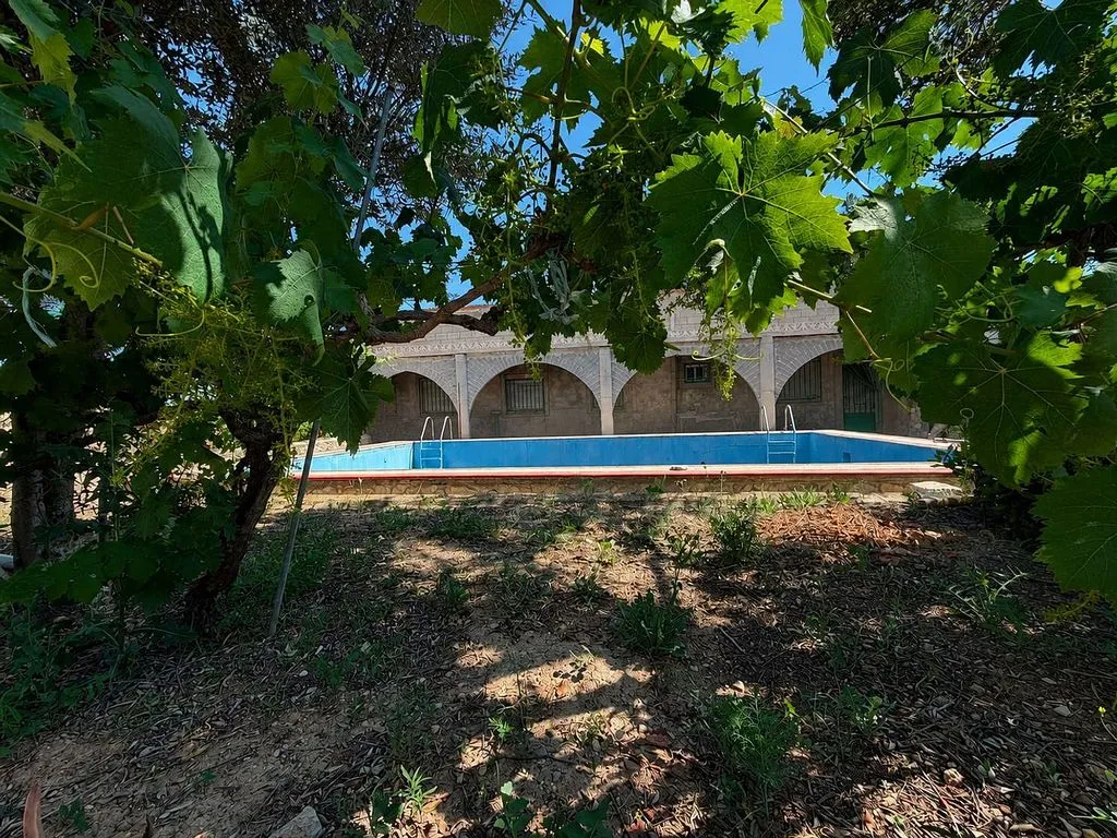 Bassein - Rustic House with Pool near Belchite