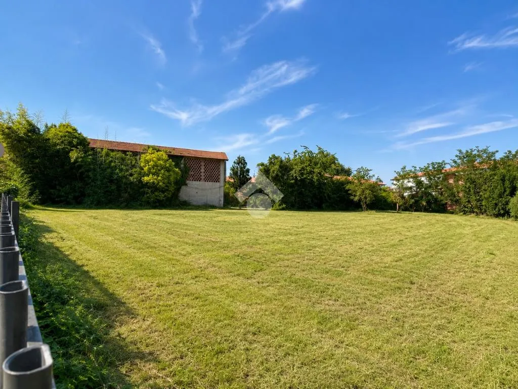 Aed - Residential Plot in Fara Gera D'Adda