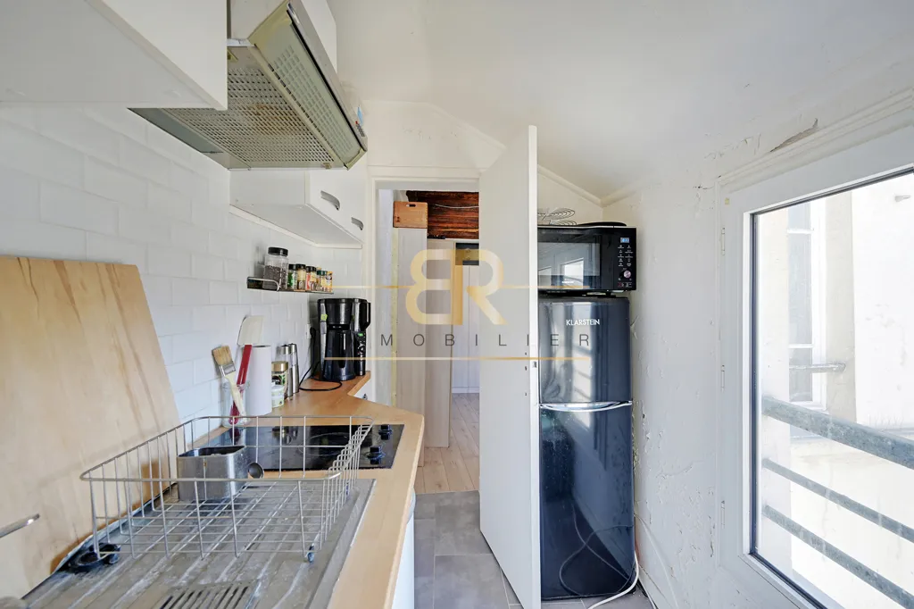 Cucina - Studio with Roof View in Paris Centre