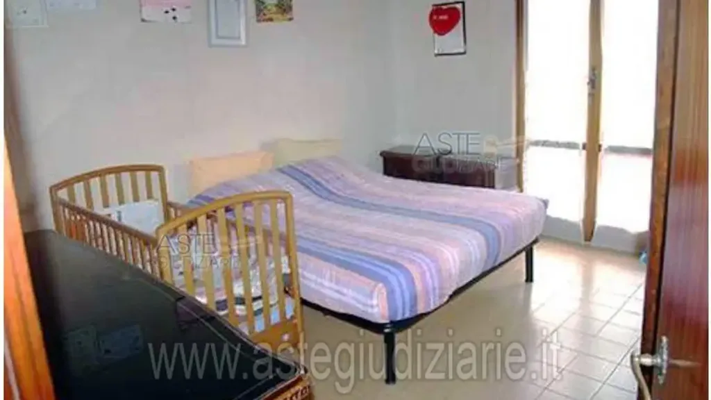Chambres - Apartment with Balcony in Pomezia