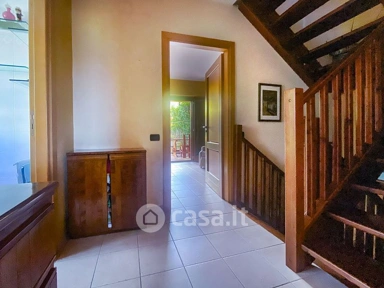 Toad - Bifurcated Villa with Garden in Pignola