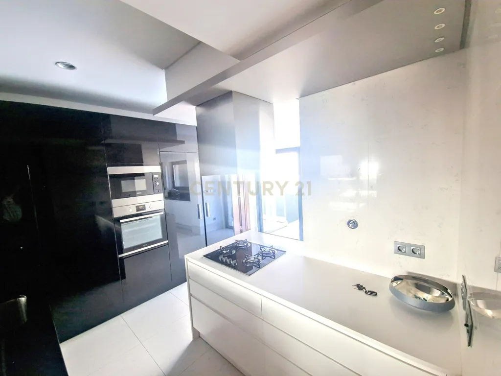 Cuisine - Villa with Pool and Terrace in Belém, Lisbon