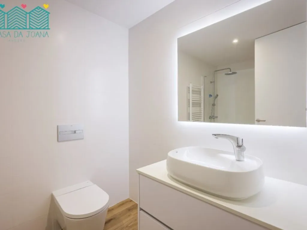 Salles de bain - Luxury 3-Bedroom Apartment in Aveiro