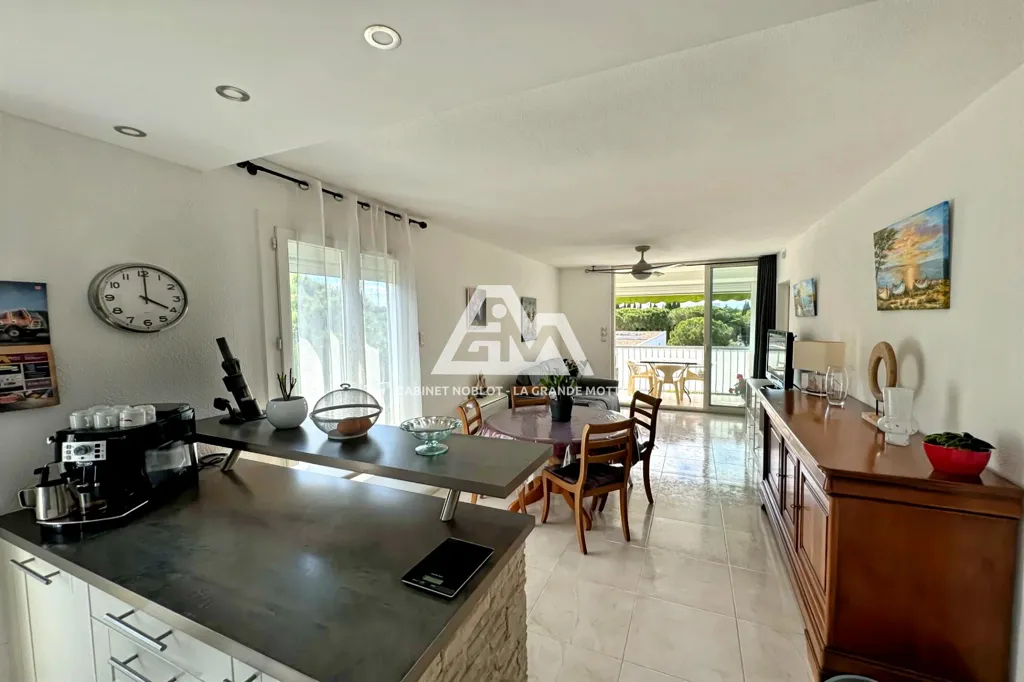 Köök - 2-Bedroom Apartment with Garden View in Hérault