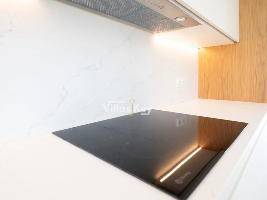Cuisine - Modern Villa with Pool in Lagos, Portugal