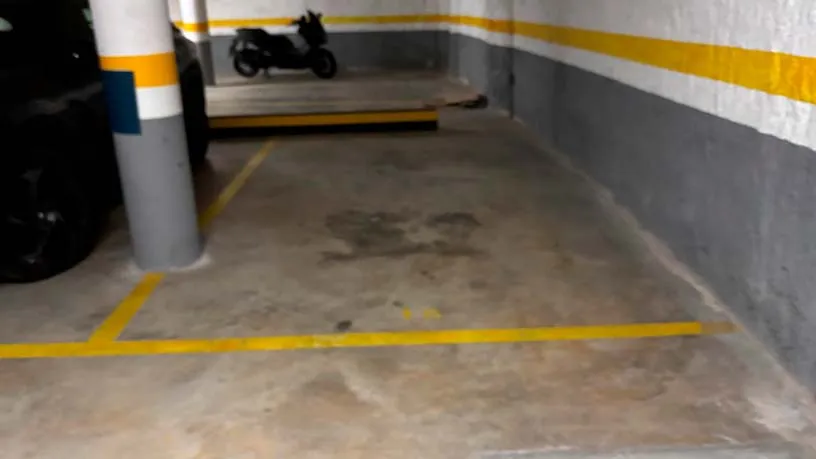 Garage - Garage with Parking in Castellbisbal, Barcelona