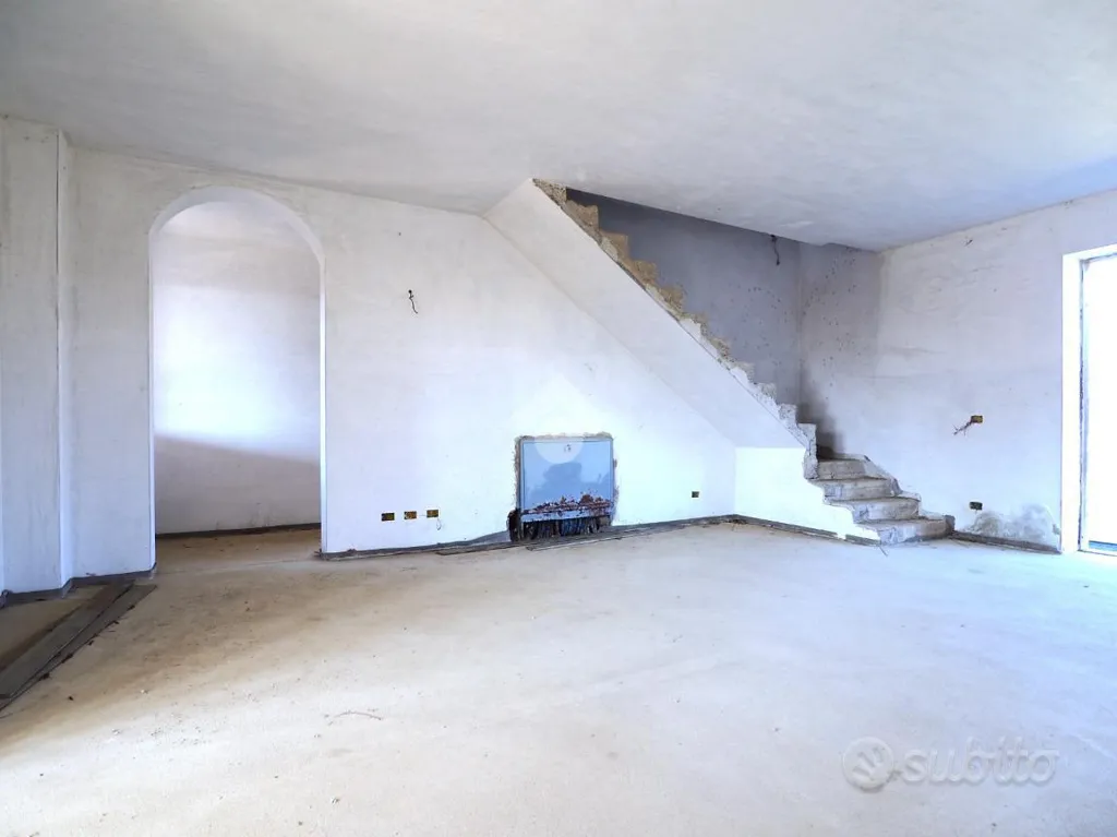 Maison 6 pièces à IT